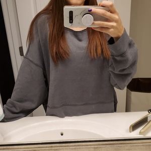 AE cropped sweatshirt
